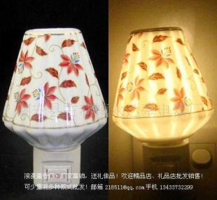 混批陶瓷精油小夜燈 二手設(shè)備轉(zhuǎn)讓新選擇